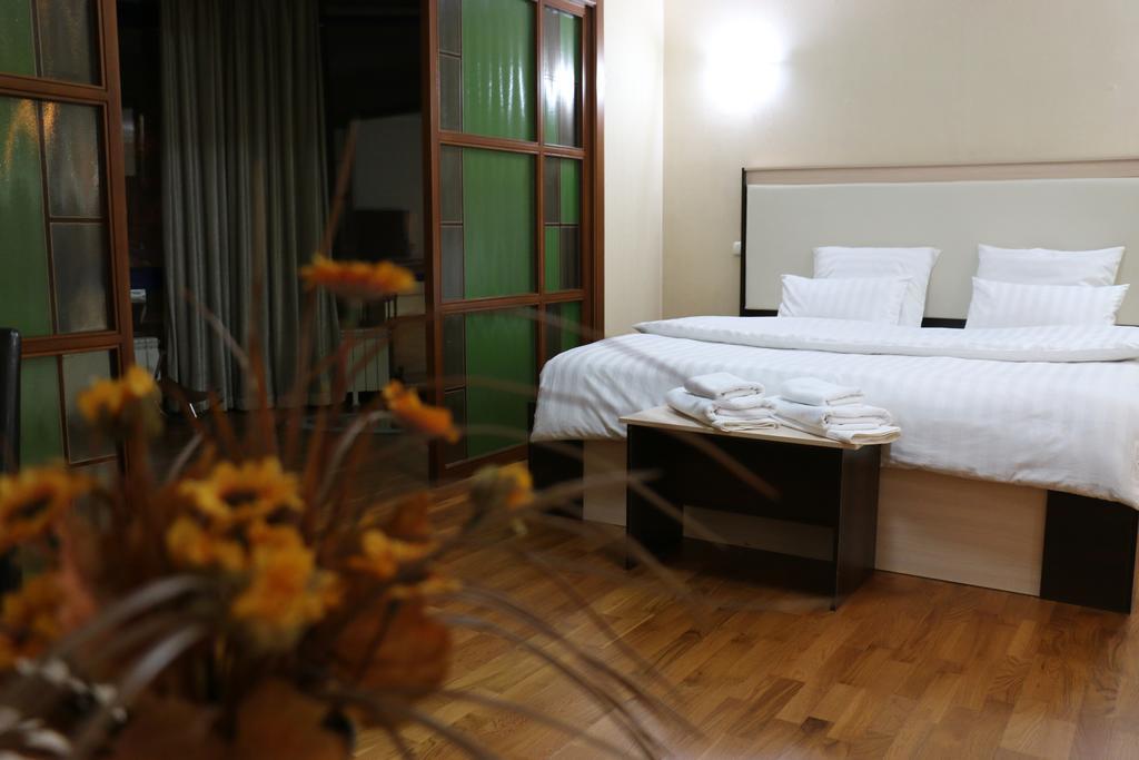 Apart Hotel Keremet Almaty Exterior foto